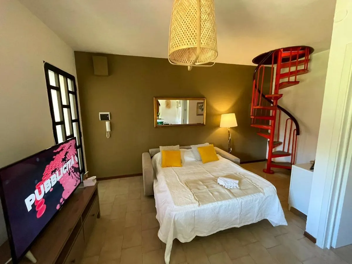 Вилла Casa Gladioli Con Ampio Giardino Тиррения