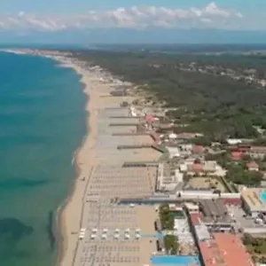 Appartamento Il Mare Accanto La Torre Vicino, Tirrenia