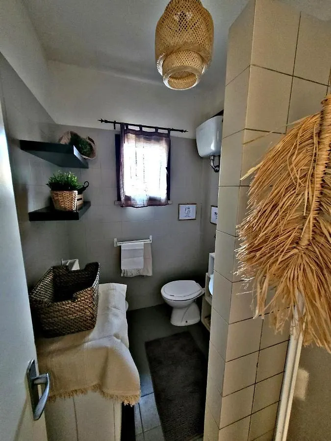 Casa Gladioli Con Ampio Giardino Villa Tirrenia 0*,  Italy